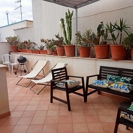 Case Colombo E Mattarella: Central Apartments with Wi-Fi and Free Parking San Vito Lo Capo Exterior photo